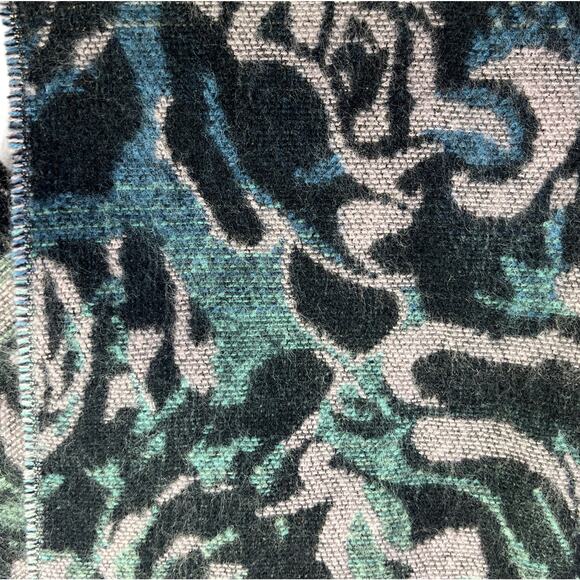 Steve Madden Blue Multi Floral Scarf Raw Edge Tassel L75" X W21"  Fringe 4" - Picture 8 of 12